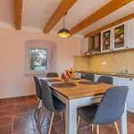 Lovely In With Wifi